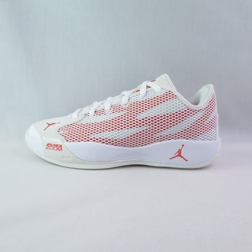 NIKE IF1611103 Jordan Luka 77 PF 男款 籃球鞋 白/紅 大尺碼【iSport愛運動】