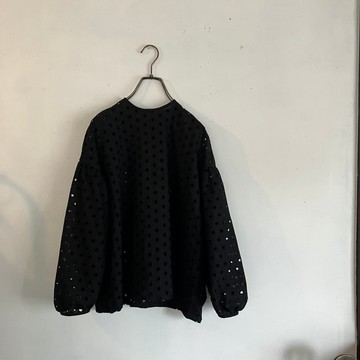蓬鬆蕾絲花紋襯衫 (0to-154)