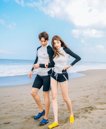 VEN小版型白底拼色情侶長袖泳衣