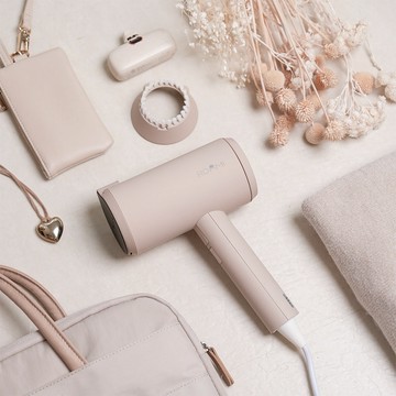 ROOMMI　Neat手持蒸氣掛燙機