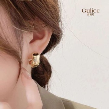 Gulicc 不規則 金屬感 C型 耳環(飾品 耳飾 耳釘 耳扣 耳環 生日禮物 雙11 聖誕節)