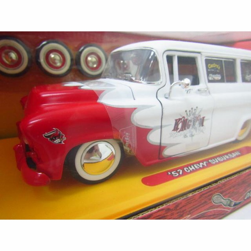 Jada Toys ローラーズ　57シェビー　短期値下げ Jada Toys VonDutch GARAGE '57 CHEVY SUBURBAN 1/24スケール