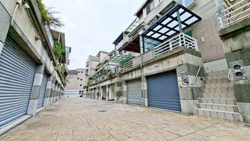 「采靚」靜宜商圈｜鎮南路旁｜雙車位別墅｜台中市沙鹿區鎮南路二段