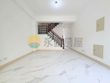 全新未住！旗山市區景觀透天｜4套房設計｜有車位｜高雄市旗山區民權三街