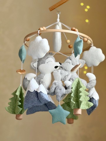 嬰兒移動狼音樂移動托兒所移動男孩嬰兒床移動氈林地