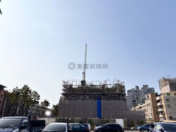 楊小扁~遠雄峰蘊A棟★科工館精美露臺大二房｜高雄市三民區義民段