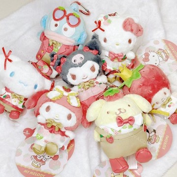 小禮堂 Sanrio 三麗鷗 愛心扣環絨毛玩偶吊飾 (草莓新聞50週年) Hello Kitty 美樂蒂