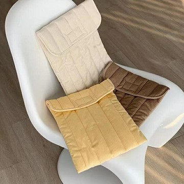 筆記本電腦包抱枕新設計適合 13/14/15 英寸筆記本電腦攜帶方便（滿400出貨哦）