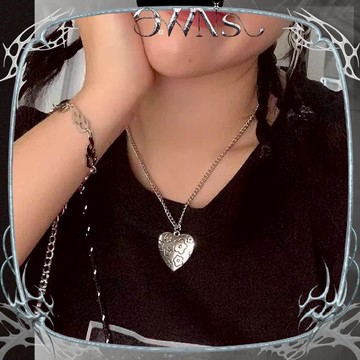 🥀旺斯女孩🥀歐美復古愛心小花項鍊 愛心項鍊 長項鍊 不鏽鋼 台灣現貨