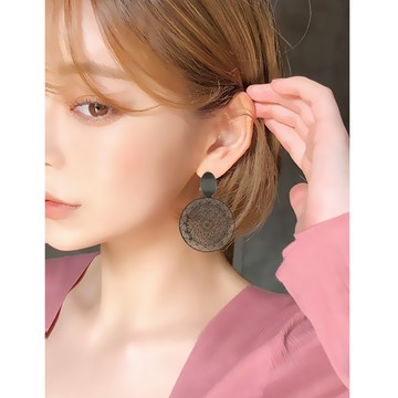 Quenby 時尚流行感黑色捕夢網耳環/無耳洞耳夾
