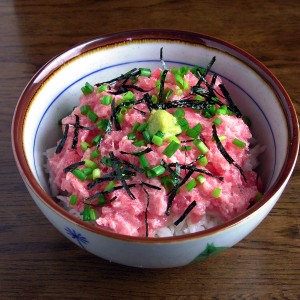 醤油いらずのまぐろたたき こんぶ 8個セット まぐろたたき 鮪 海鮮 マグロ 小分けパック 冷凍 マグロ丼