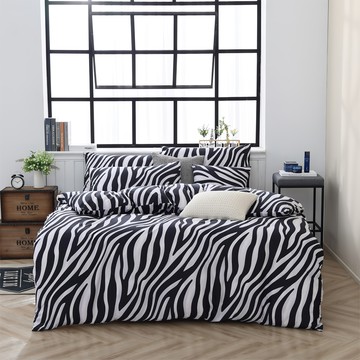 BlueCat 藍貓 台灣製造 舒柔棉銀離子防螨抗菌印花床包組 3.5尺  黑色 + 白色  床包 + 枕套 + 薄被套  亞馬遜 黑色 + 白色