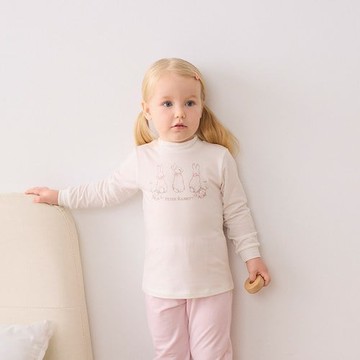 花徑小兔長袖高領衫(美麗諾羊毛布)