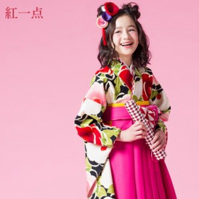 7泊8日レンタル レンタル 紅一点 卒業式 袴 小学生 女の子 小学校 ジュニア卒業式袴レンタルセット 黒地にレトロ椿 レトロ 通販 Lineポイント最大1 0 Get Lineショッピング