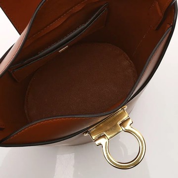 FERRAGAMO 211194 TRIFOLIO 水桶包 / 迷你
