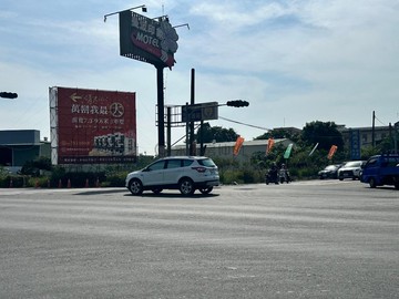 萬巒市區臨路翻新透天‧騎樓好停車優質宅｜屏東縣萬巒鄉三多路