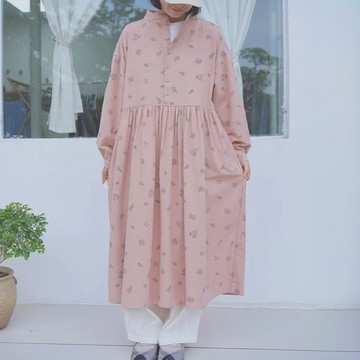 印花柔軟法蘭絨寬襬洋裝266606