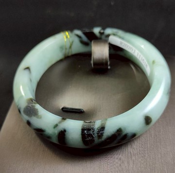 天然草花翡翠手鐲 #58 (58mm) - 人養玉三年，玉養人一生.平安富貴 天然翡翠緬甸玉A貨