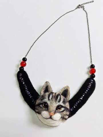 貓羊毛氈項鍊 //  紅玉髓 |黑瑪瑙| 羊毛氈天然石水晶設計項鍊