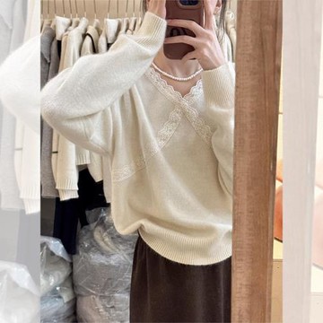 高級感白色蕾絲花邊V領套頭毛衣女秋冬寬松顯瘦小個子針織衫上衣