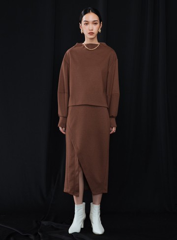 舒適船領剪接袖上衣