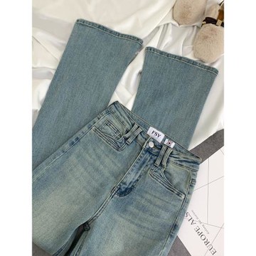 (免運)淺藍色微喇褲緊身彈力牛仔褲女2026春秋新款高腰修身長褲拖地褲潮