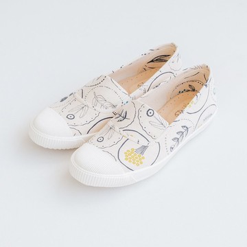 優雅過聖誕【菓菓日】植物系女孩 帆布鞋 氣質女鞋 花布鞋 旅行