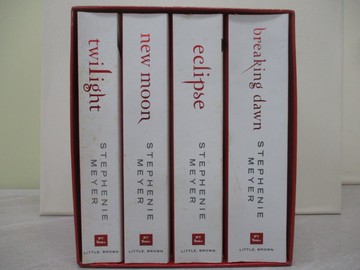 【書寶二手書T1／原文小說_YCV】The Twilight Saga White Collection_Meyer, Stephenie