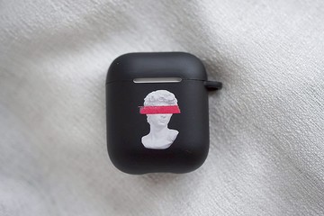 大衛+壹抹紅AirPods 1/2/3/Pro TPU收納盒 黑色保護套