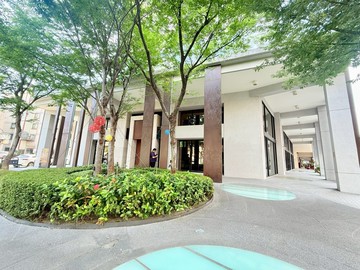西區✨精華地段法院旁挑高樓店+雙平車✨中信雲端｜台中市西區公館路
