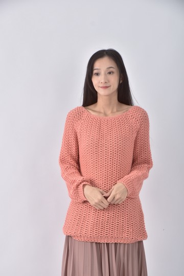 (S) 棉質洞洞粉色長袖上衣