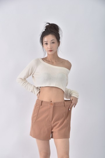 (M) 伊蕾iley高腰素面橘色短褲