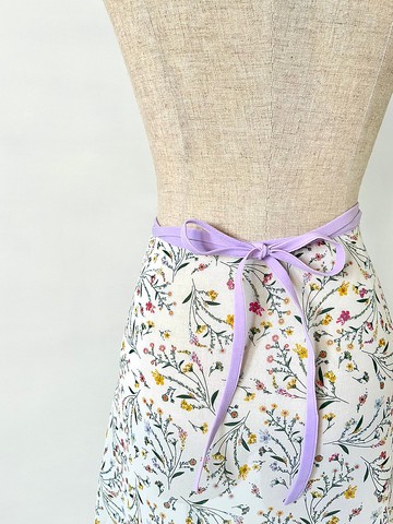 白-碎花芭蕾片裙