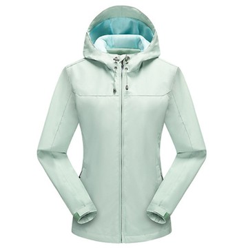 北歐ORN-女高透輕量防風外套豆綠