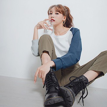 純棉撞色拼接長袖寬版T恤上衣-OB大尺碼