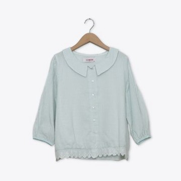 【CUMAR】剪花圓點蕾絲拼接圓領襯衫上衣 藍