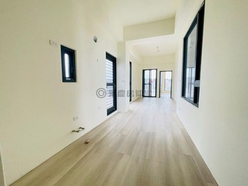 走路到車站全新頂樓視野2房露台華廈可另購車｜花蓮縣花蓮市富裕二街