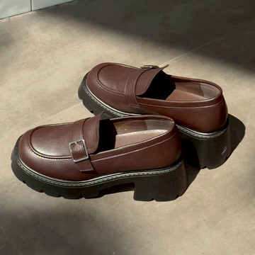 【現貨】演唱會戰鞋 厚底 方釦 樂福鞋 增高 皮鞋 大尺碼(35-43) 樂福跟鞋 G105