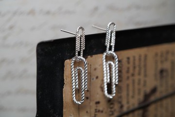 925銀另存新檔萬字夾耳環 (E221)