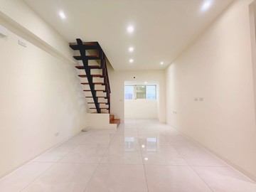 R14捷運漢神巨蛋.時代富豪三房車附創意閣樓空間｜高雄市左營區正心街