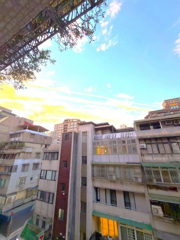 大搶手國父紀念館捷運低公設邊間靜巷電梯3房｜台北市信義區光復南路