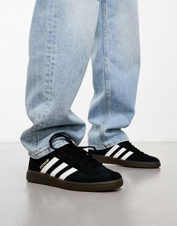 adidas Originals Handball Spezial gum sole trainers in black-Blue