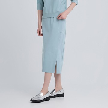 ILEY伊蕾 滑順縲縈文字刺繡中腰長裙(淺藍；M-2L)