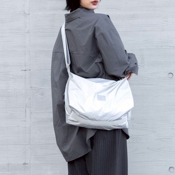 Today is the day－K05 輕遊包－銀色－5L