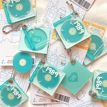 客製化滑蓋cd吊墜 訂製壓克力鑰匙扣 nfc吊墜 cd盒鑰匙扣 唱片掛件 偶像周邊 動漫訂製 紀念禮物