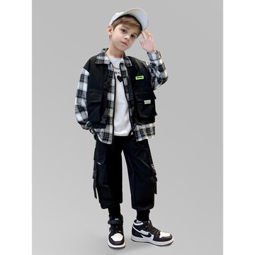 卓詩尼男童春裝套裝2026新款男孩帥氣時髦兒童網紅運動潮童裝春秋