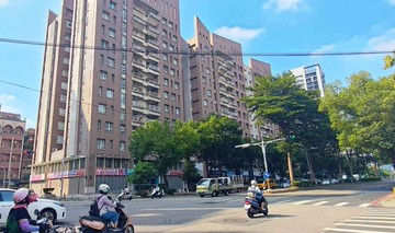 竹北大器角間店面｜新竹縣竹北市縣政二路