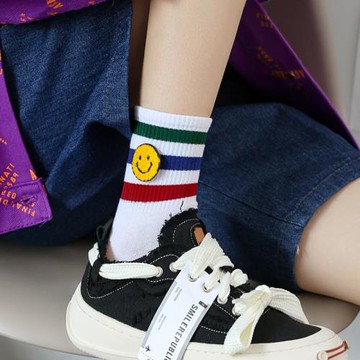 學院風運動鯊魚褲配的襪子個性三條杠黑白色ins潮外穿笑臉中筒襪