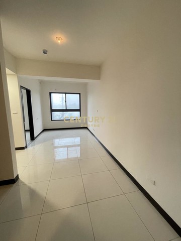 觀音工業區近草漯重劃區澋舍湖景二房車｜桃園市觀音區保障二路