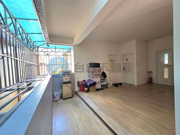 岡山空軍官校全新翻修三套房｜高雄市岡山區大勇街